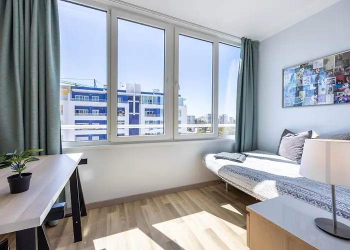 Convista Flat T2+1 * Portimão